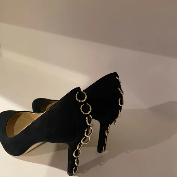 Katy Perry Black Suede Pump Size 7 - Picture 1 of 3